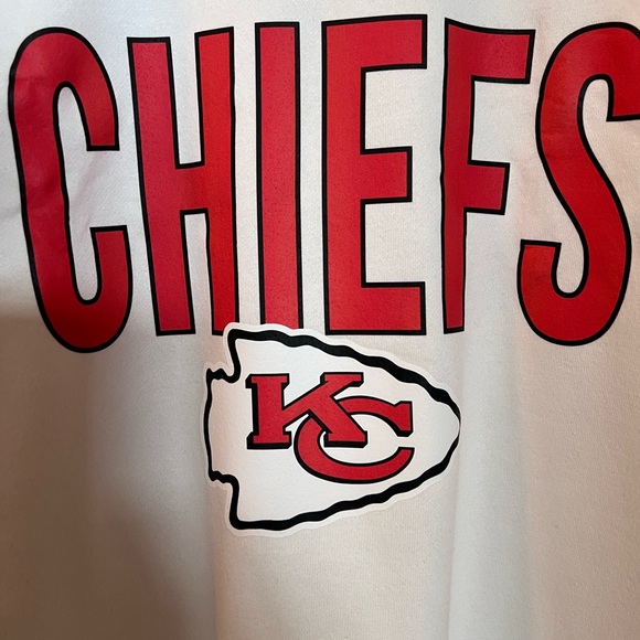 🏈 🏈 New NFL Kansas City Chiefs Drop Shoulder Pullover Sweatshirt - Picture 3 of 5